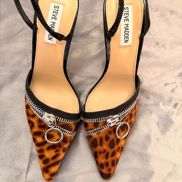 🐆 Steve Madden Dipper Leopard Calf Hair Zipper Pumps - Picture 2 of 9